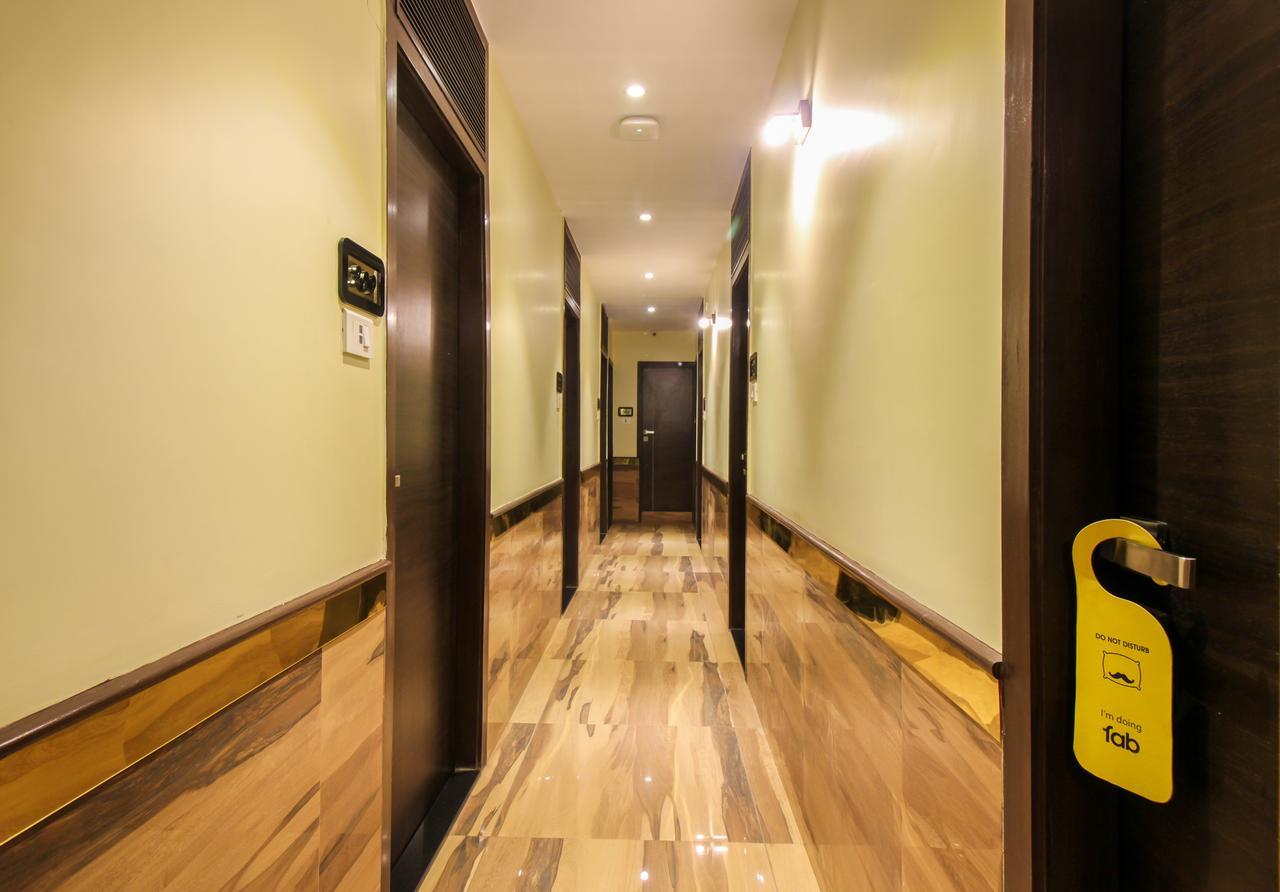 Fabexpress Adlon Andheri East Mumbai Exterior photo